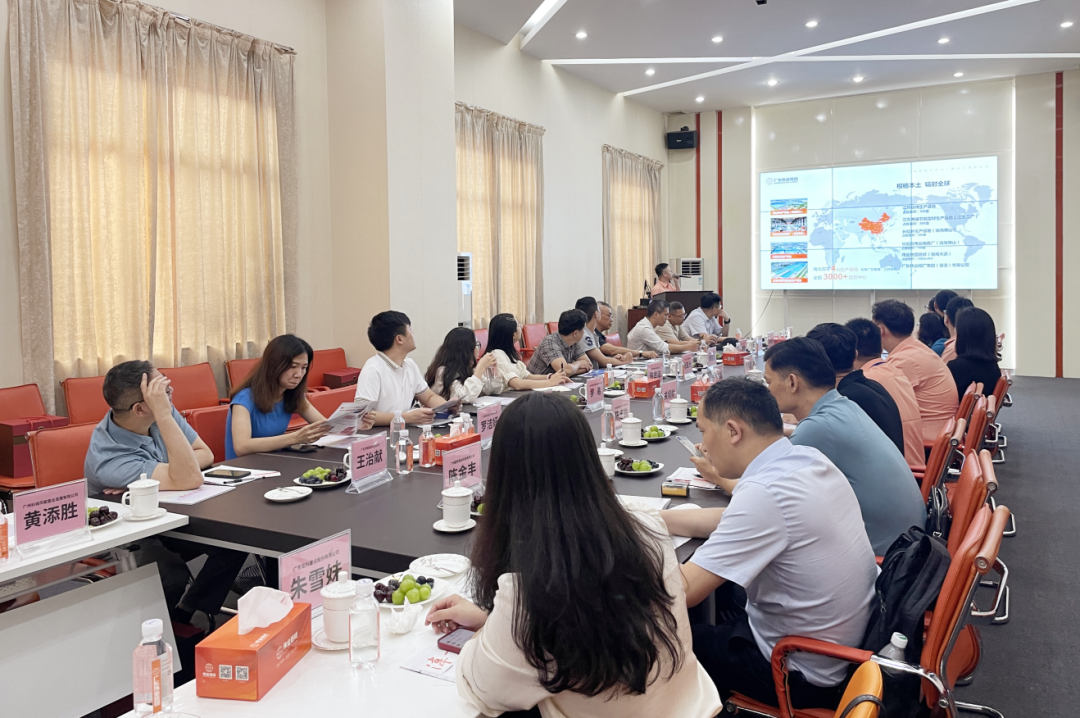 构筑行业央国企及头部民企调查团一行莅临PG电子集团调查互换